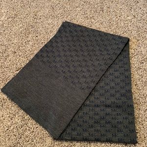 New Michael Kors scarf